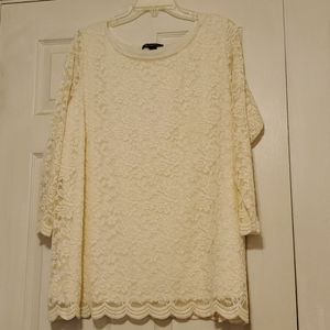 BEAUTIFUL LACE BOAT-NECK IVORY LACE BLOUSE